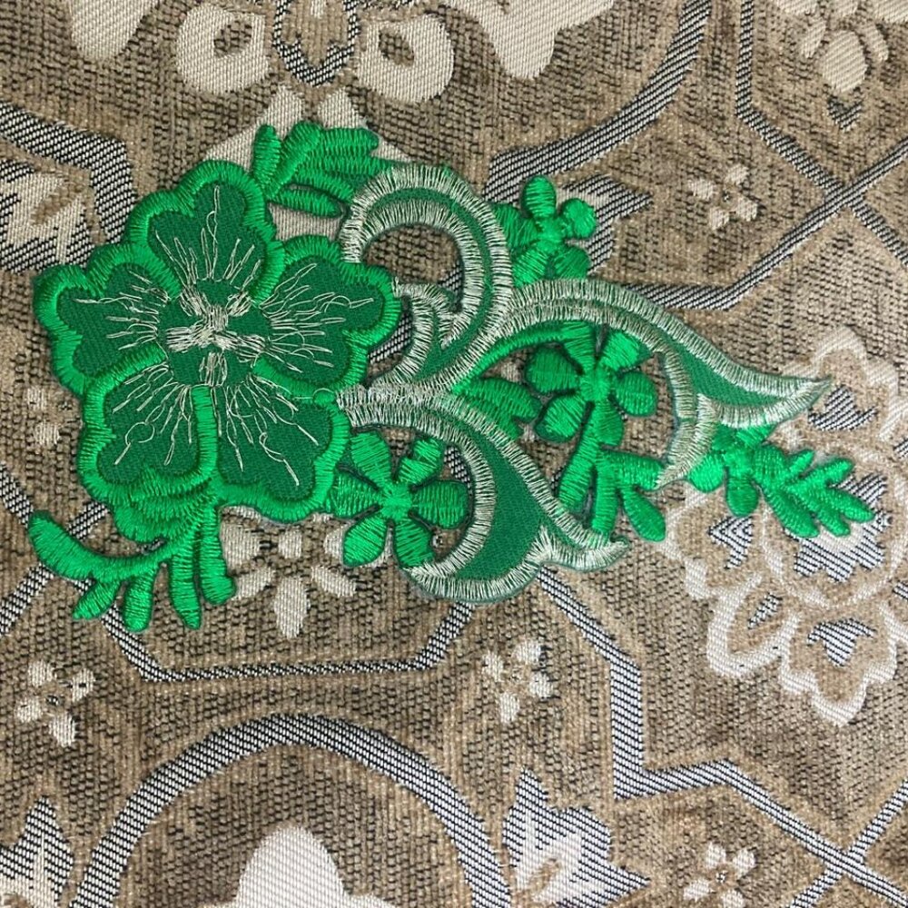 Kids Embroidery Patches Iron On Patch Craft Clothes Accessory Flower 1 Pair Set